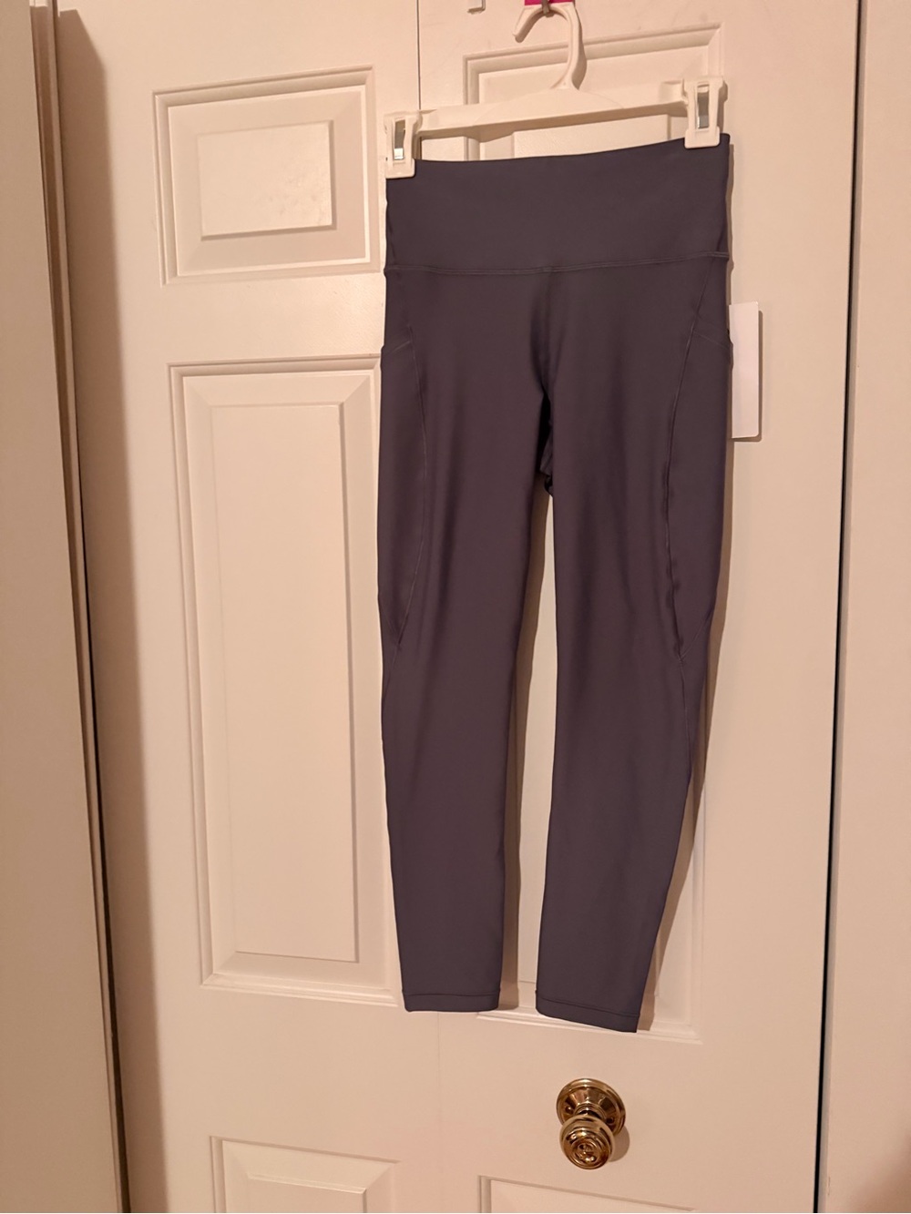 Athleta NWT interval stash 7/8 High-Waist Leggings in Slate Gray